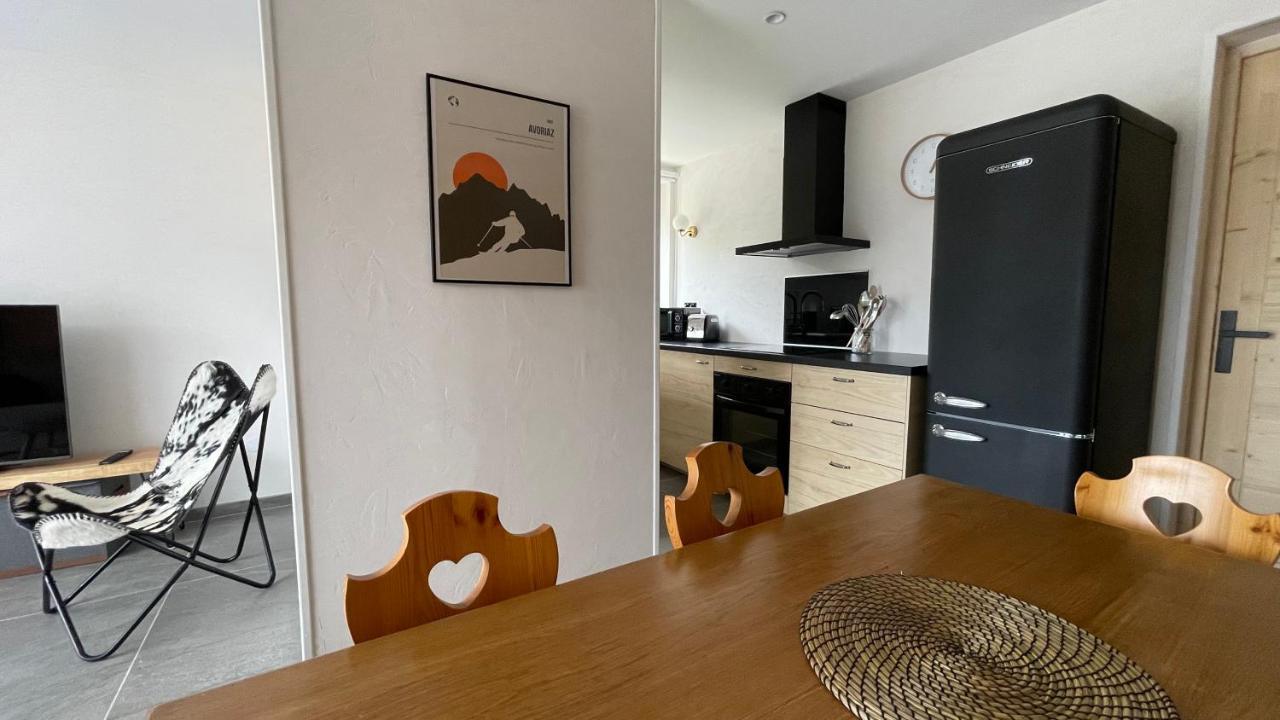 Morzine : Bel Appartement A 5 Mn Du Telepherique Buitenkant foto